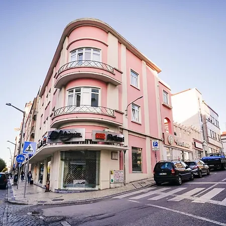 Duque D'avila 2 Πανσιόν 3*