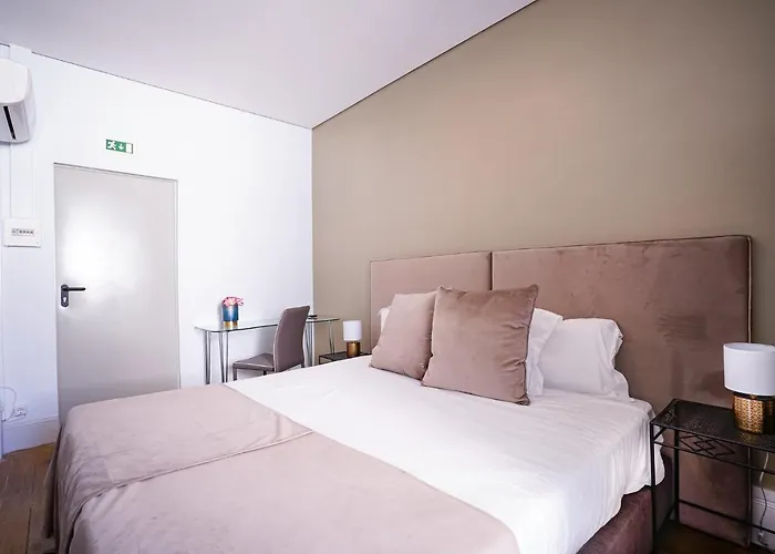 Duque D'avila 2 Гостевой дом 3*