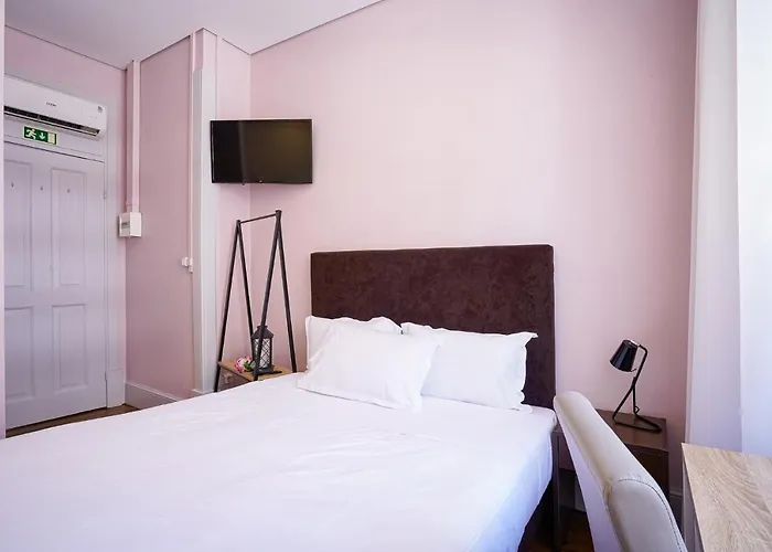 Duque D'avila 2 Гостевой дом 3*